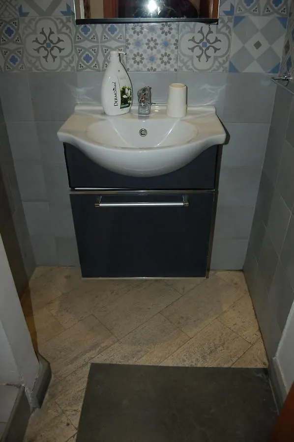 La Casa Nel Borgo Apartment Naples 0*,